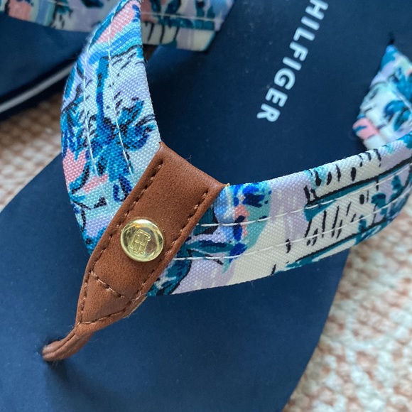 Tommy Hilfiger sandals - Picture 2 of 3